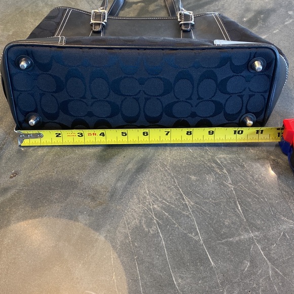 Coach Black Handbag - Picture 7 of 11